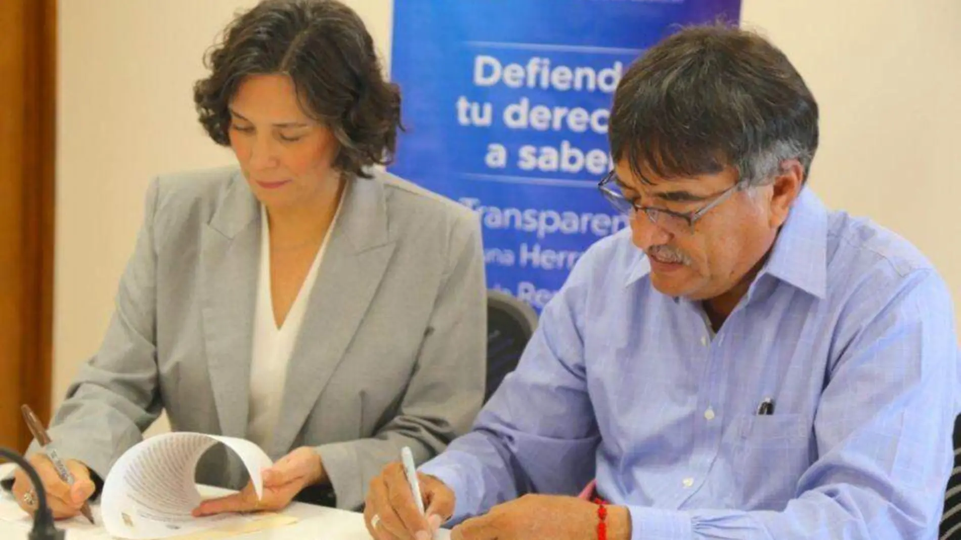 Firma anticorrupción gobierno Los Cabos